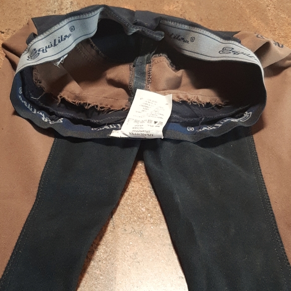 Full seat ridding breaches - Picture 4 of 4